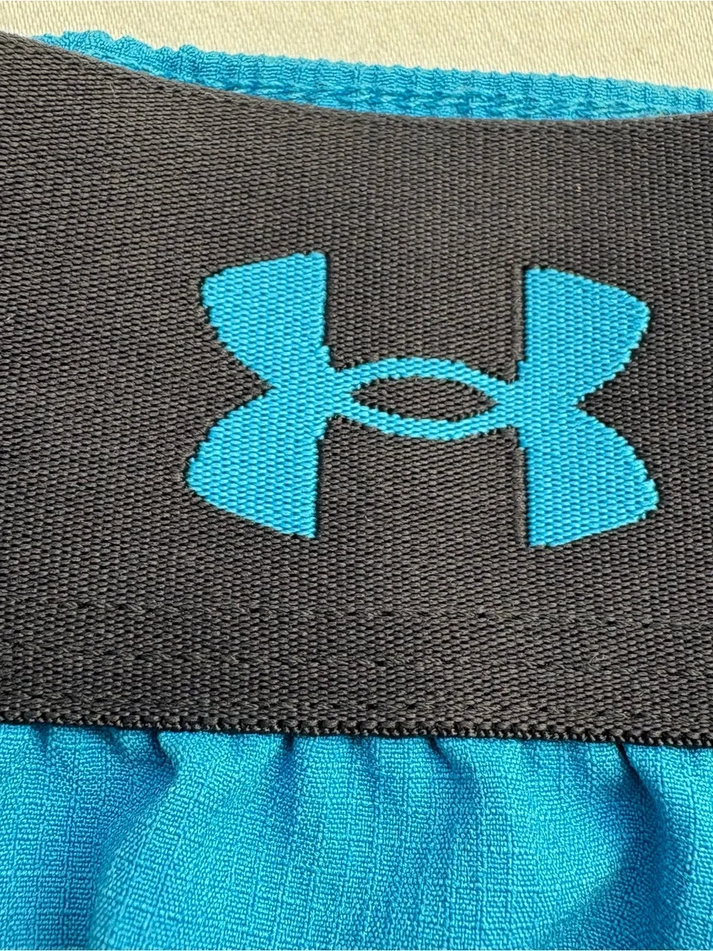 Under Armour Teal-Blue Men's Medium 2-in-1 Running Shorts - NEW